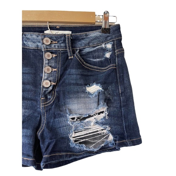 KanCan Estilo Distressed Denim Shorts~Size 27 - Picture 3 of 6